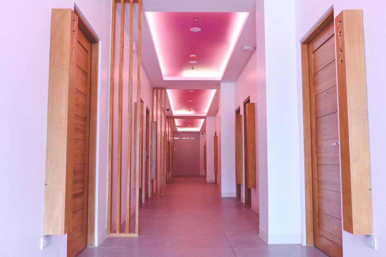 Bay'S Inn Балер Екстериор снимка